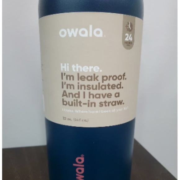 Owala 32 oz Freesip Stainless Steel Bottle color is Sleepy Skies - Picture 7 of 13